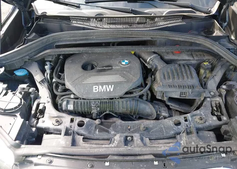 2018 BMW X1 xDrive28I z USA, uszkodzony, nr VIN WBXHT3C37J5L33675